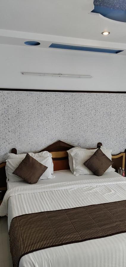 Amidhara Resort Sasan Gir Exteriör bild
