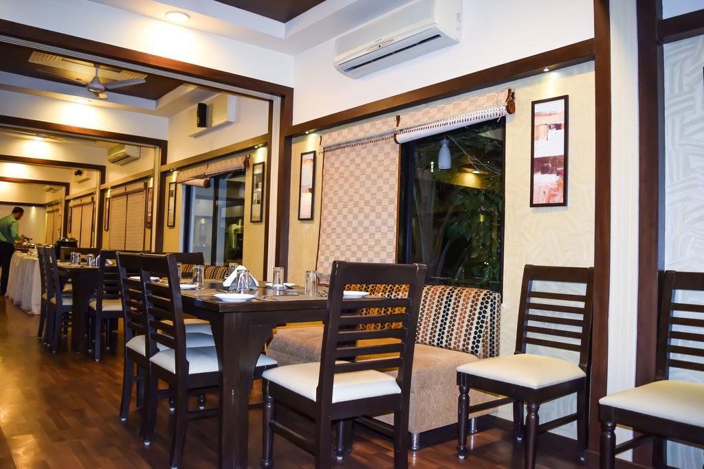 Amidhara Resort Sasan Gir Exteriör bild