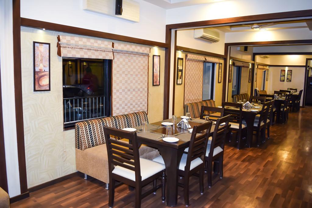 Amidhara Resort Sasan Gir Exteriör bild