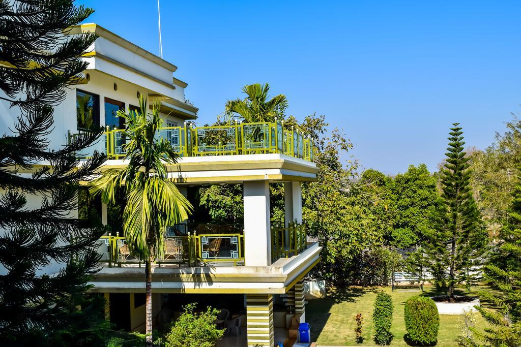 Amidhara Resort Sasan Gir Exteriör bild