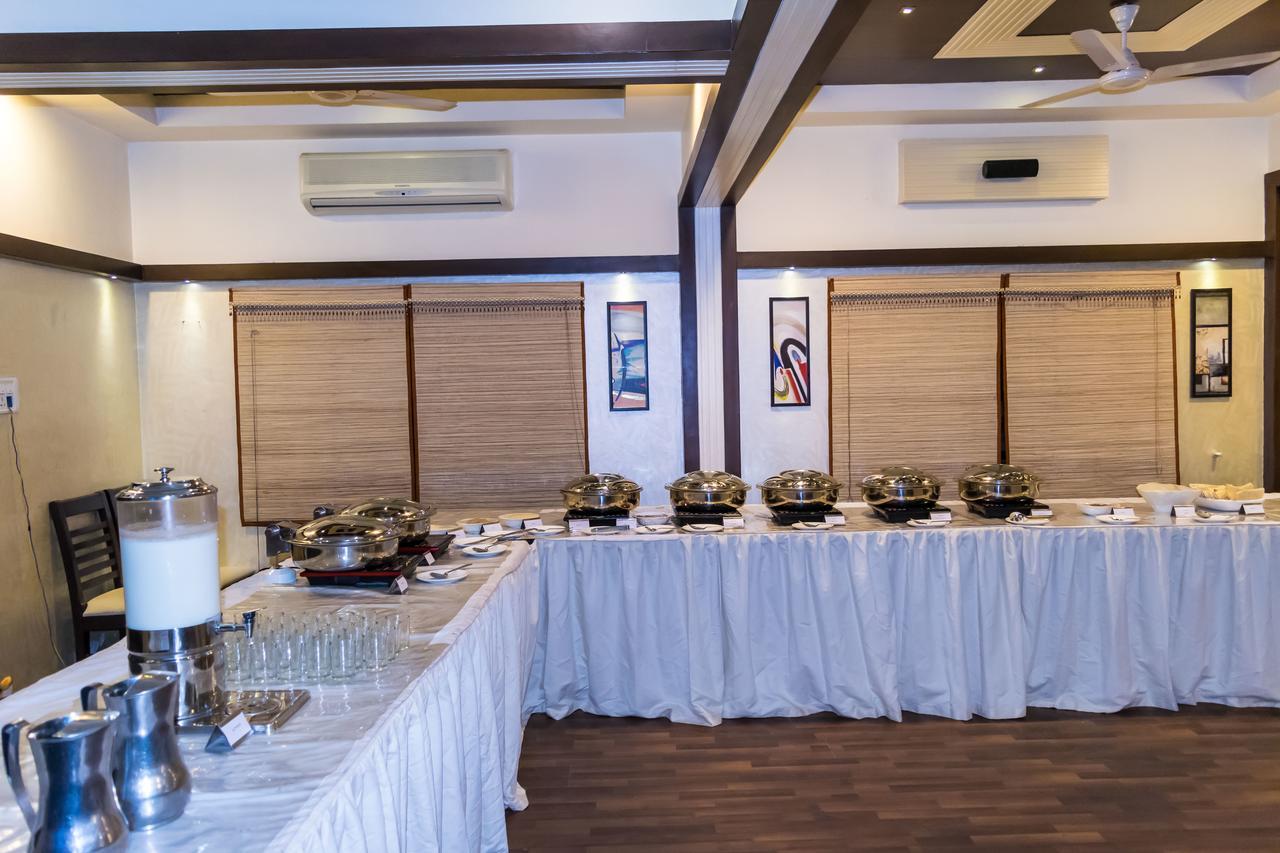Amidhara Resort Sasan Gir Exteriör bild
