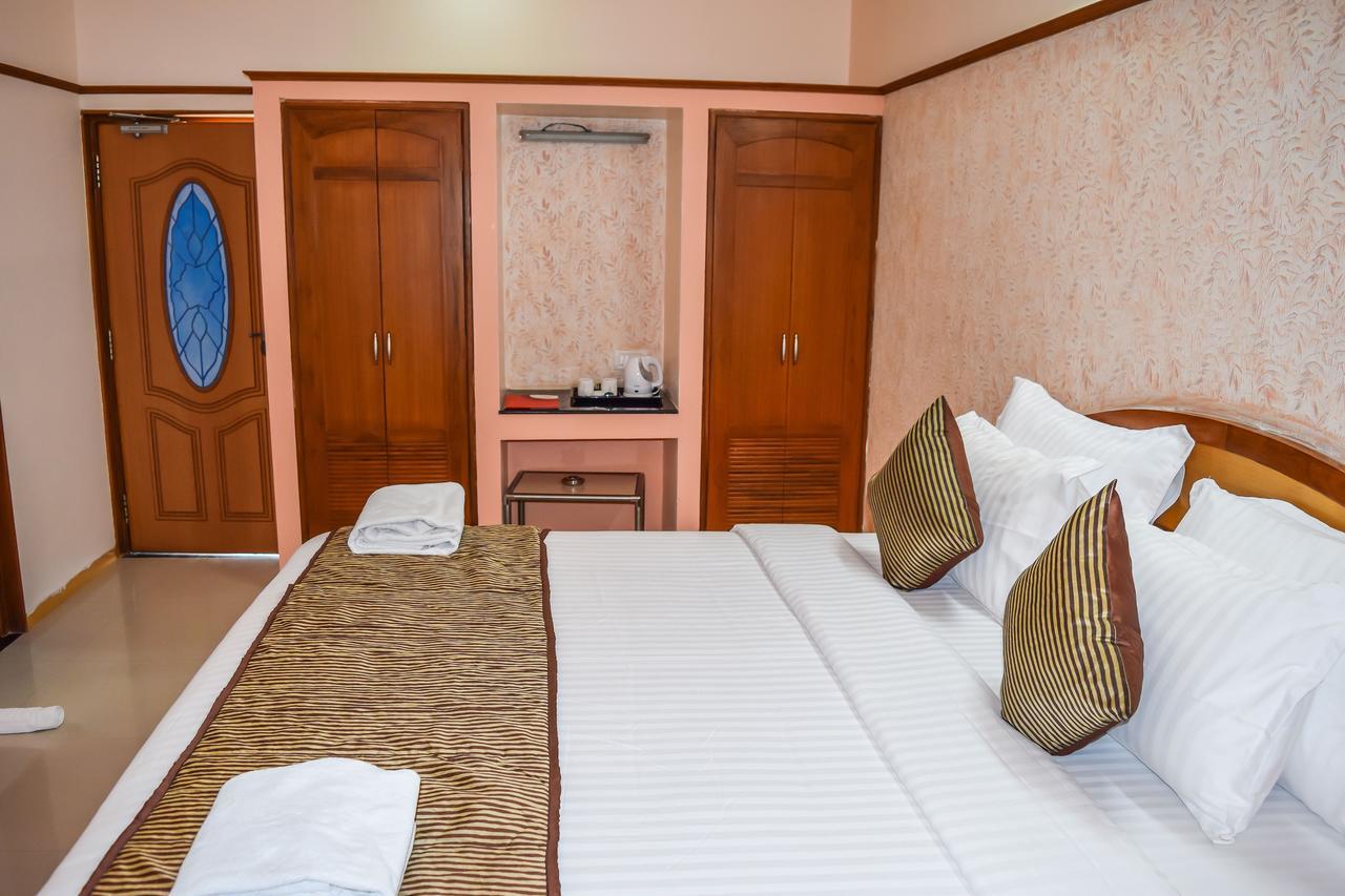 Amidhara Resort Sasan Gir Exteriör bild