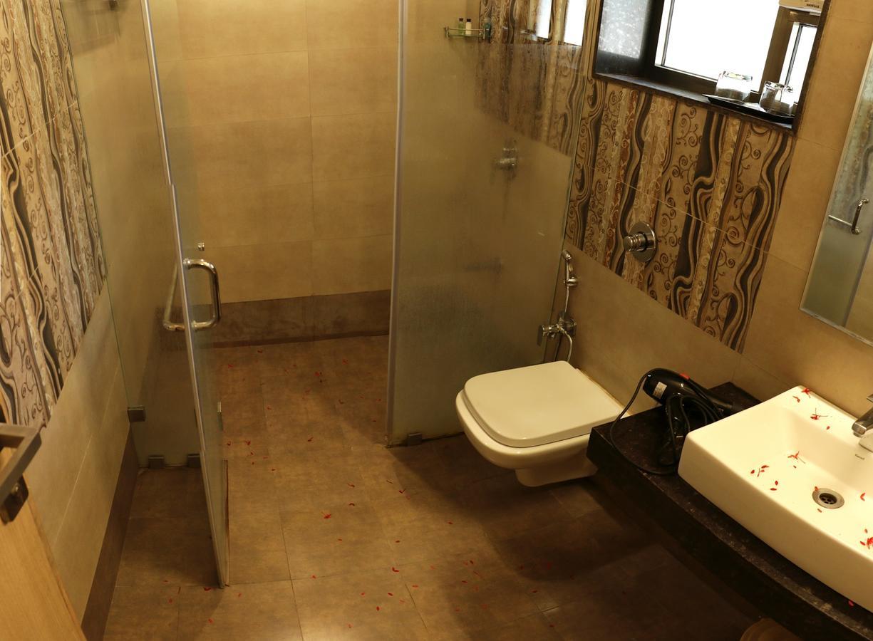 Amidhara Resort Sasan Gir Exteriör bild