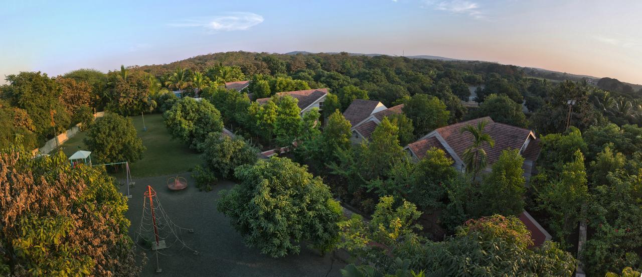 Amidhara Resort Sasan Gir Exteriör bild